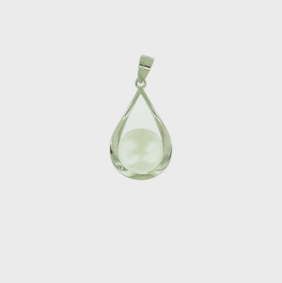 EM0144 - FWP Pendant