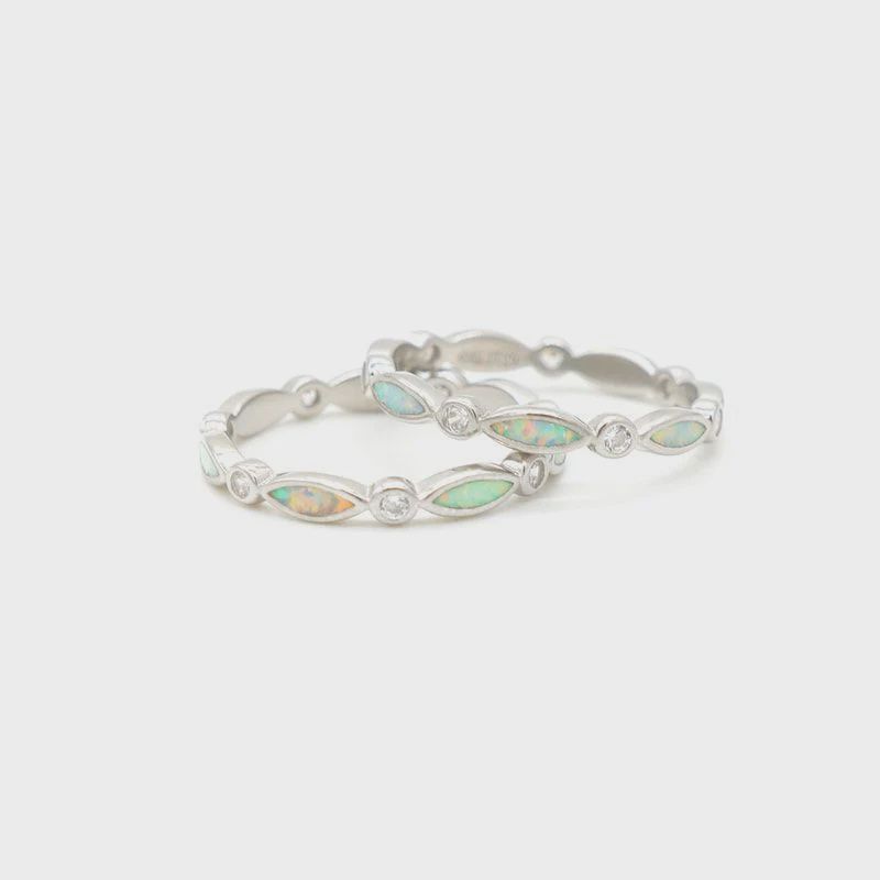 EM0663-Opal Ring