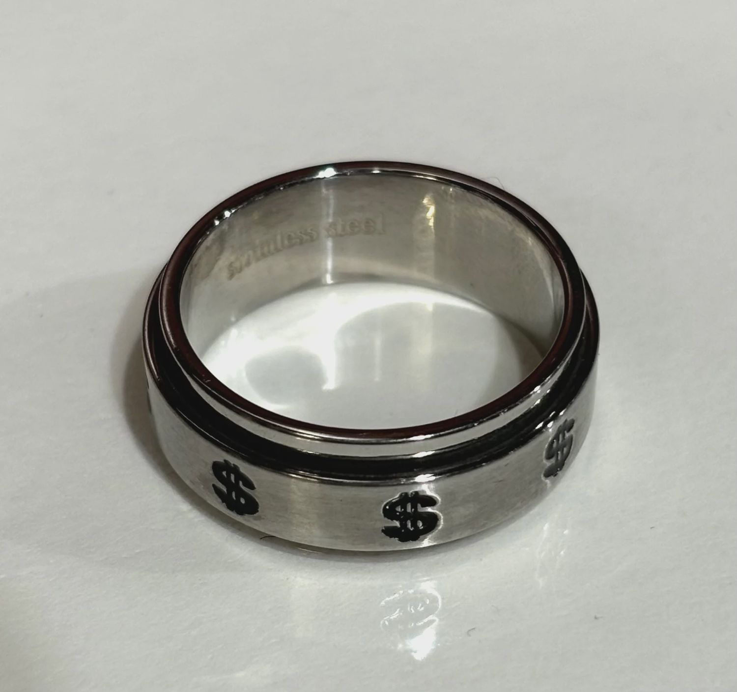 EM0688-SS Dollar Spin : Men's