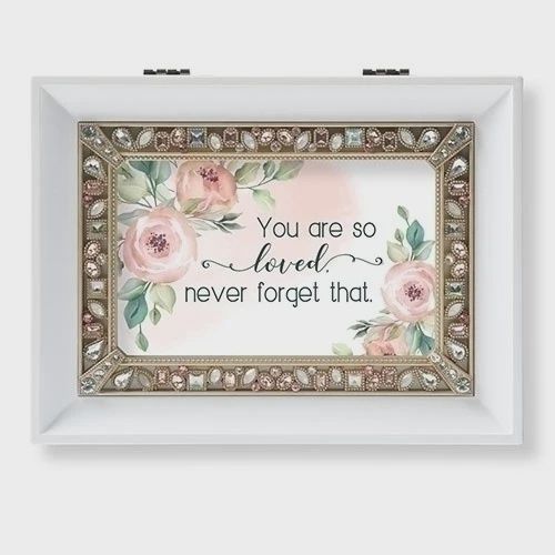 RO0922-Large White : Love
