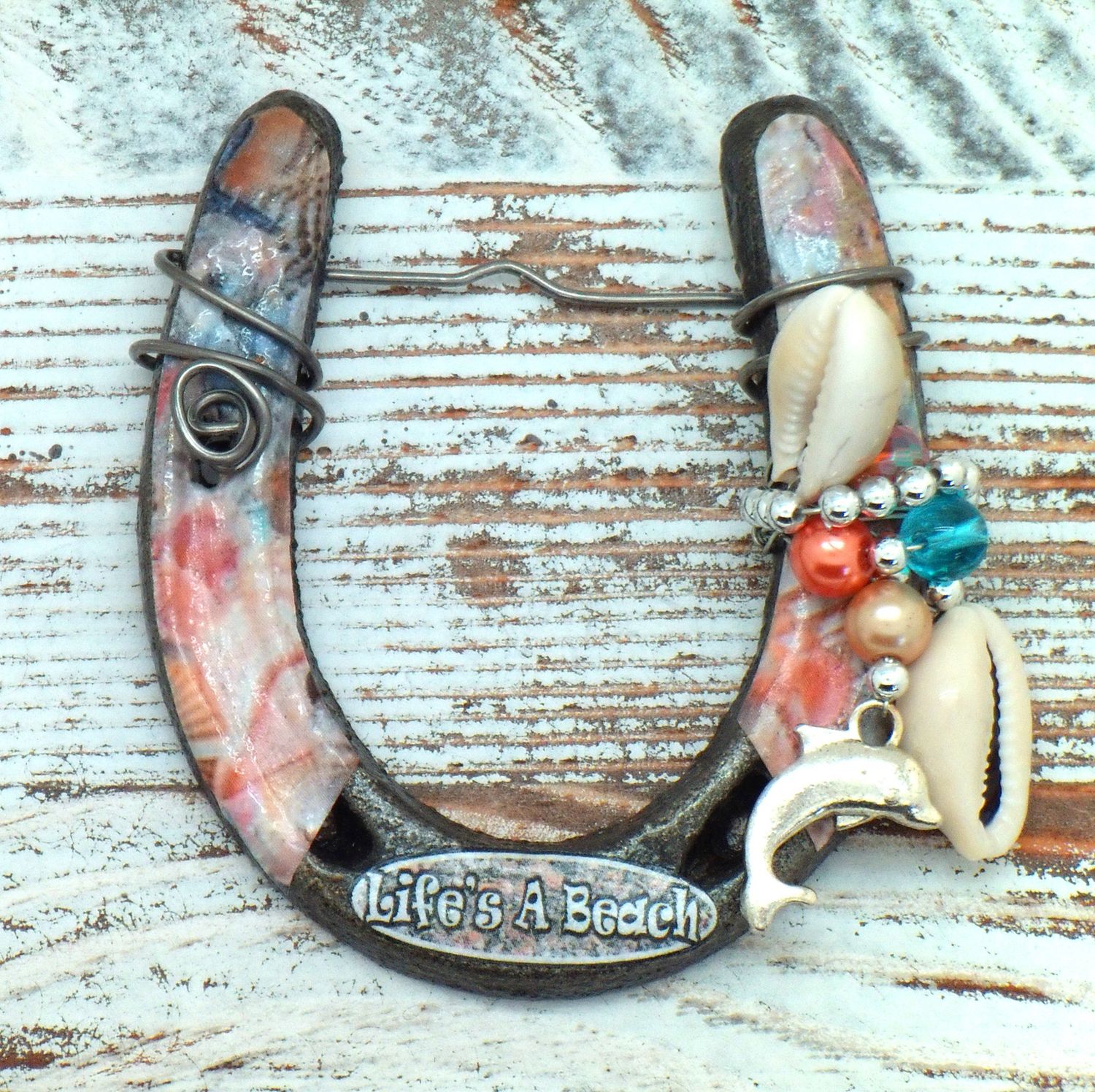 LH0007 - Little Lucky Horseshoe- Coastal/Nautical Life's a Beach