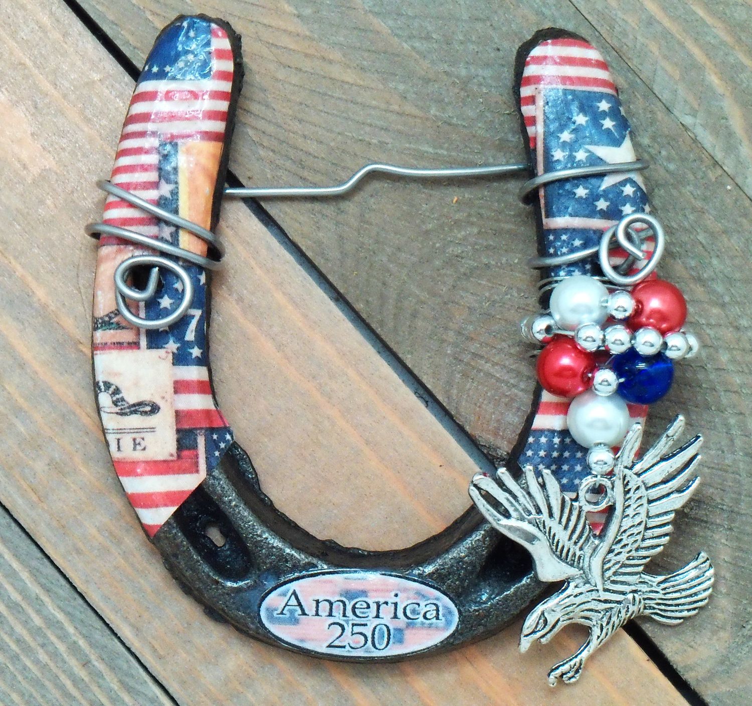 LH0001 - America 250 Patriotic Little Lucky Western Horseshoe