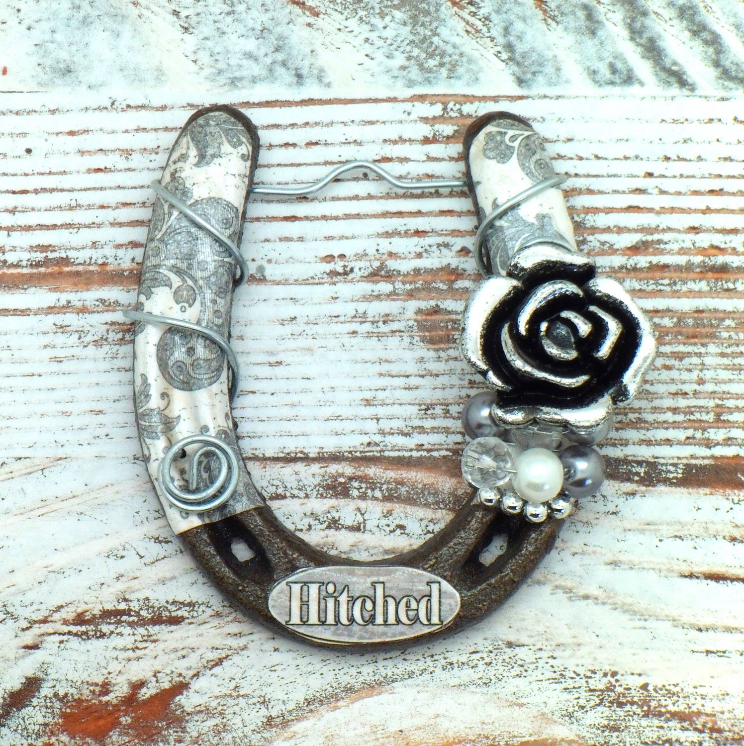 LH0010 - Little Lucky Horseshoe- Western Wedding Hitched