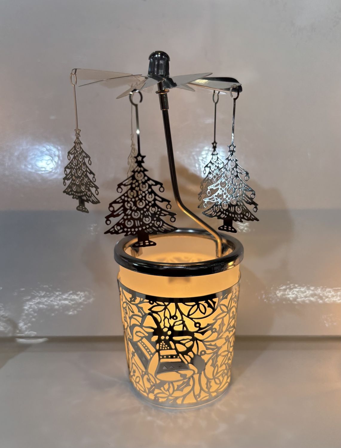 HV0009 - Carousel : Christmas Tree