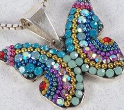 DM0500 - Butterfly Pendant : Multicolor