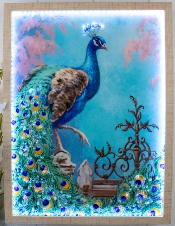 GD0164 - LED Halo Glow : Peacock