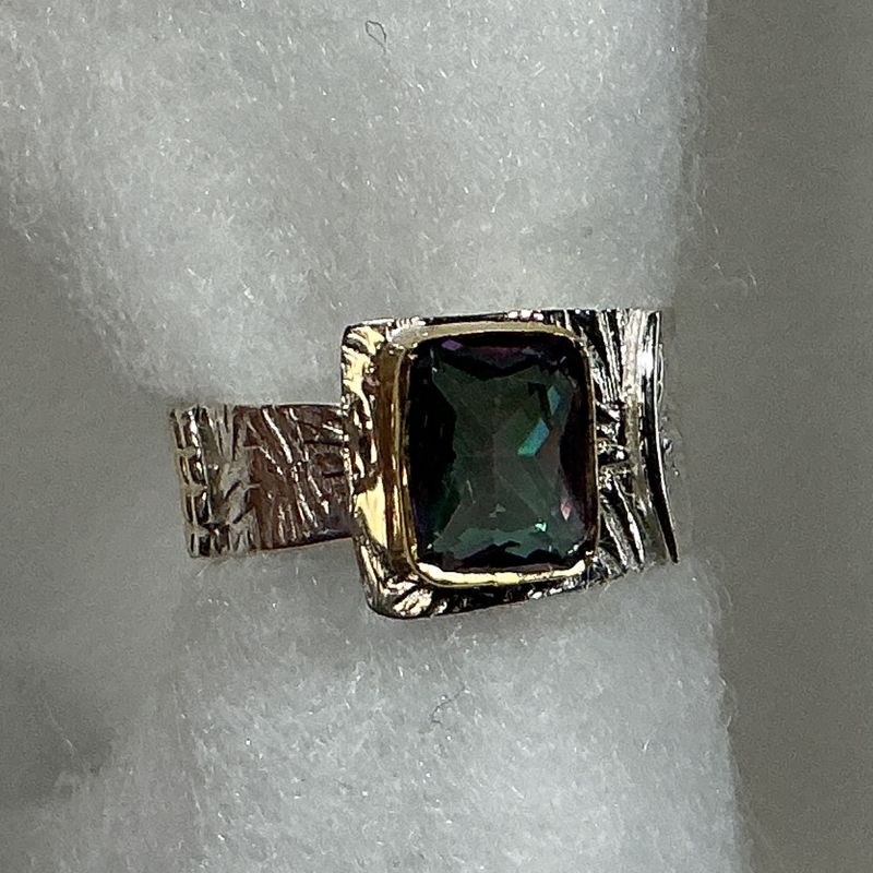 SS0417-Designer Ring : Mystic Topaz