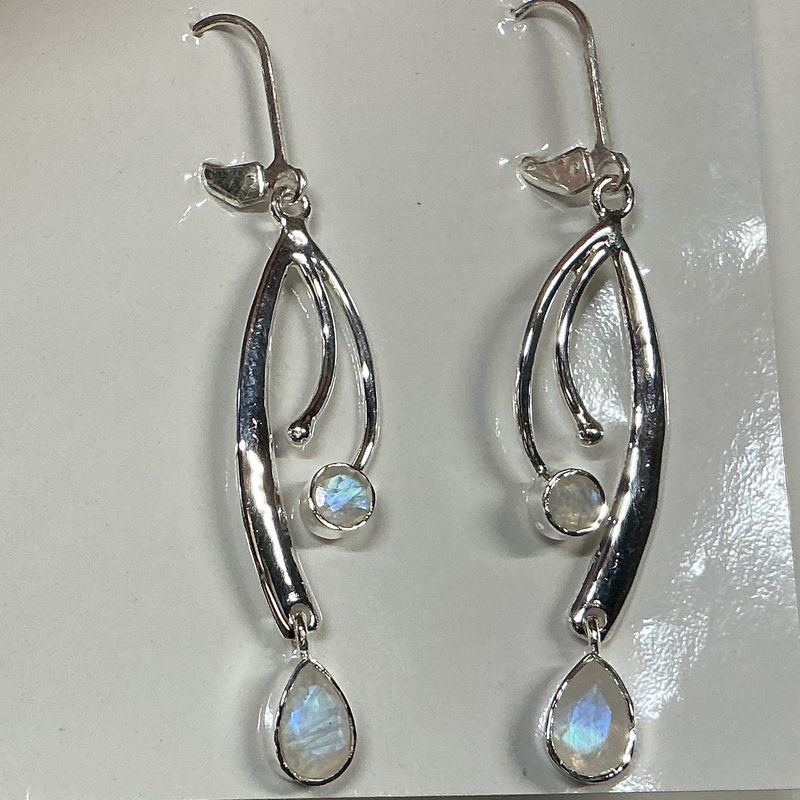 SS0462-Designer Earrings : Moonstone