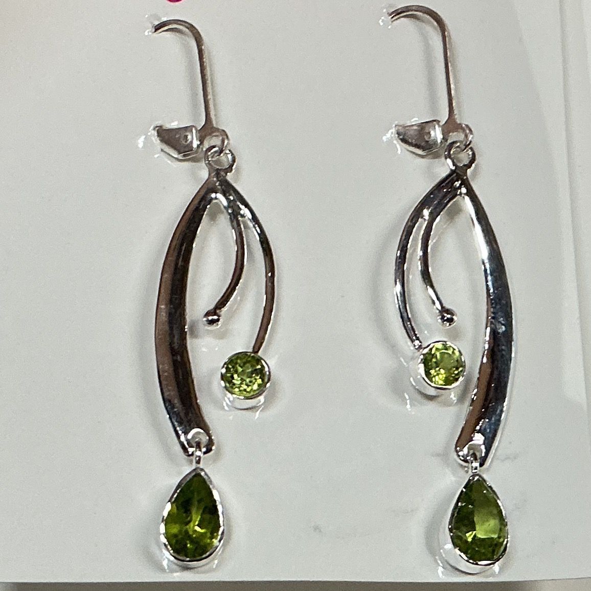 SS0466-Designer Earrings : Peridot