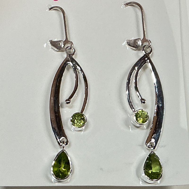 SS0466-Designer Earrings : Peridot
