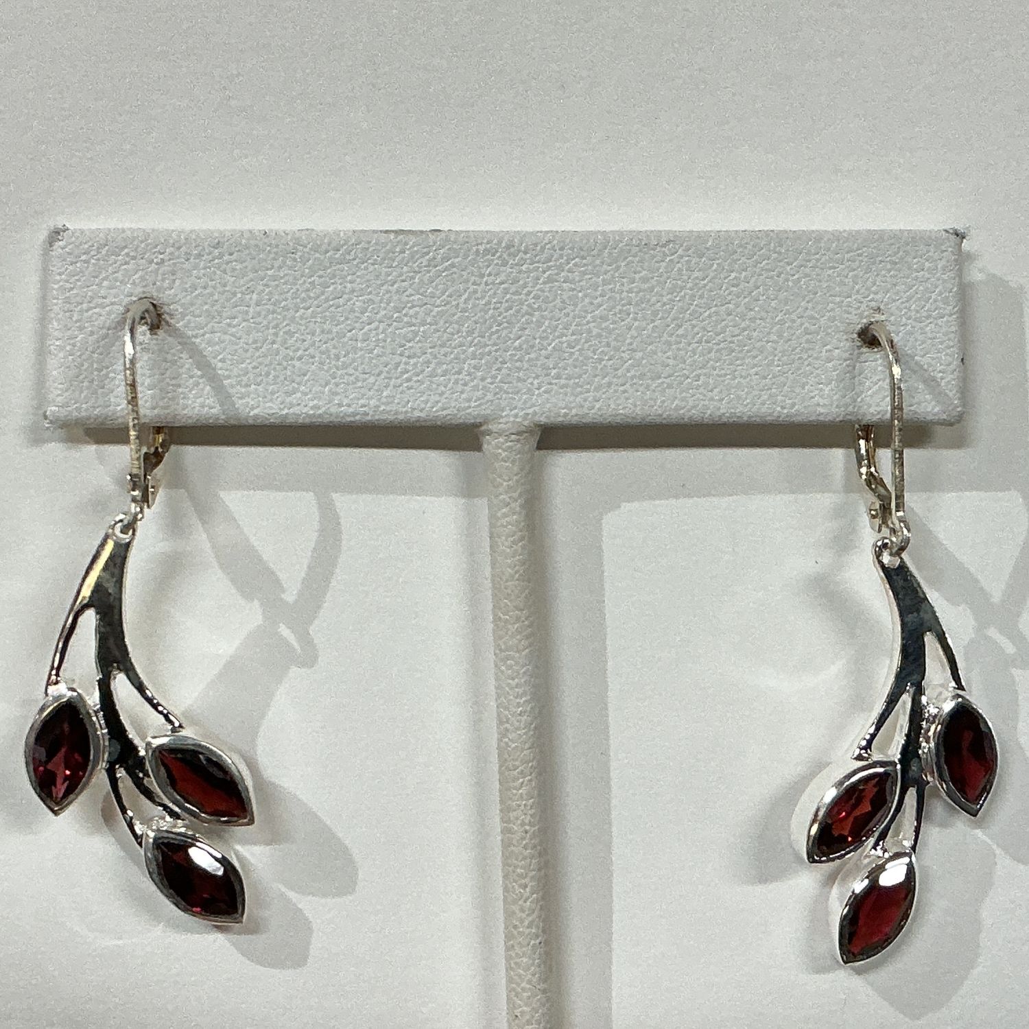 SS0470-Designer Earrings : Garnet