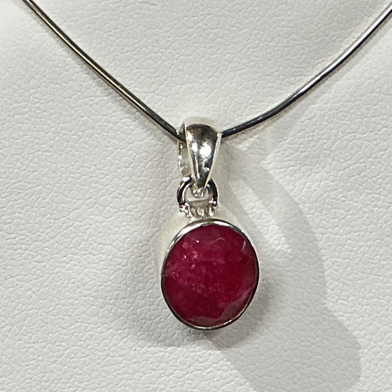 SS0516-Designer Pendant : Ruby