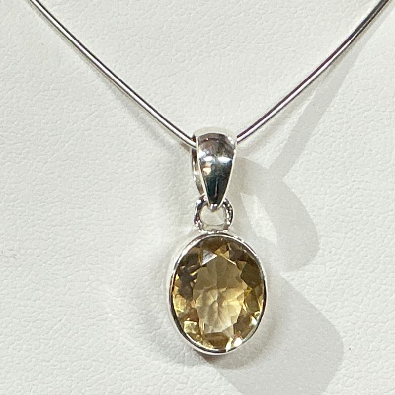SS0515-Designer Pendant : Citrine