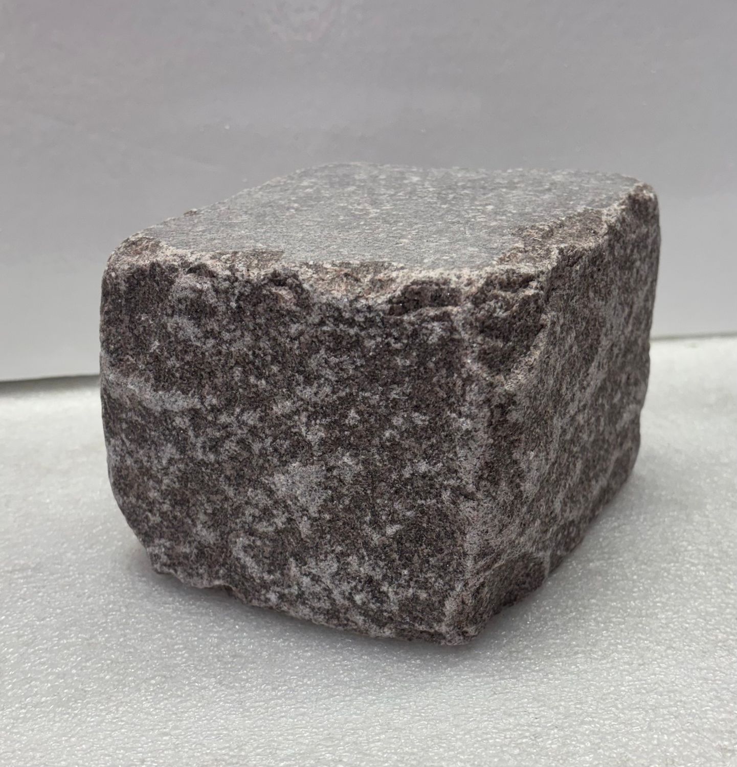 FR0006-Granite Stand : PINK Short