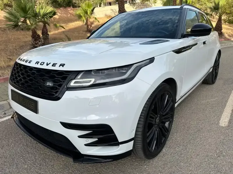 LAND-ROVER Range Rover Velar 3.0 D300 Dynamic HSE 4WD Auto LAND-ROVER Range Rover Velar 3.0 D300 Dynamic HSE 4WD Auto