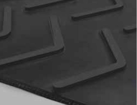 3-PLY 330# PIW BLACK 1/8 X 1/16 CLEAT TOP MOR