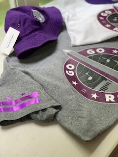 Go-Go Royalty Short Sleeve Heather Gray T-shirt w.Purple Monument &amp; Purple Patch