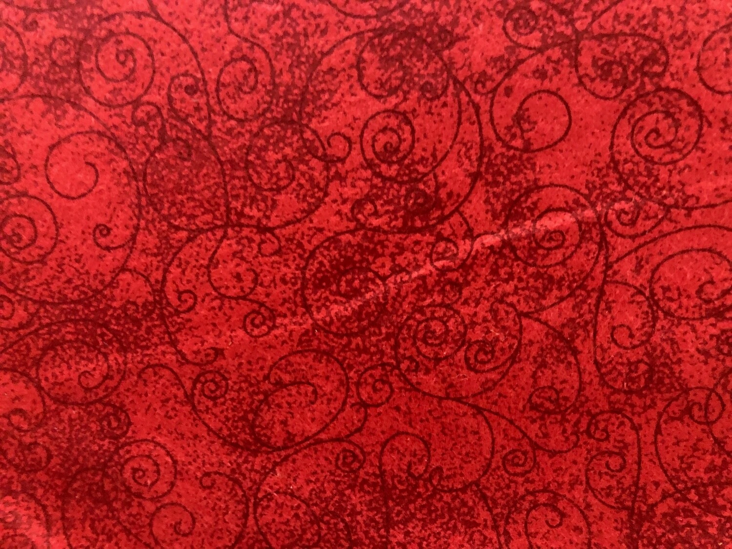 Flannel 108&quot; - Bright Red Scroll - 1/2m cut