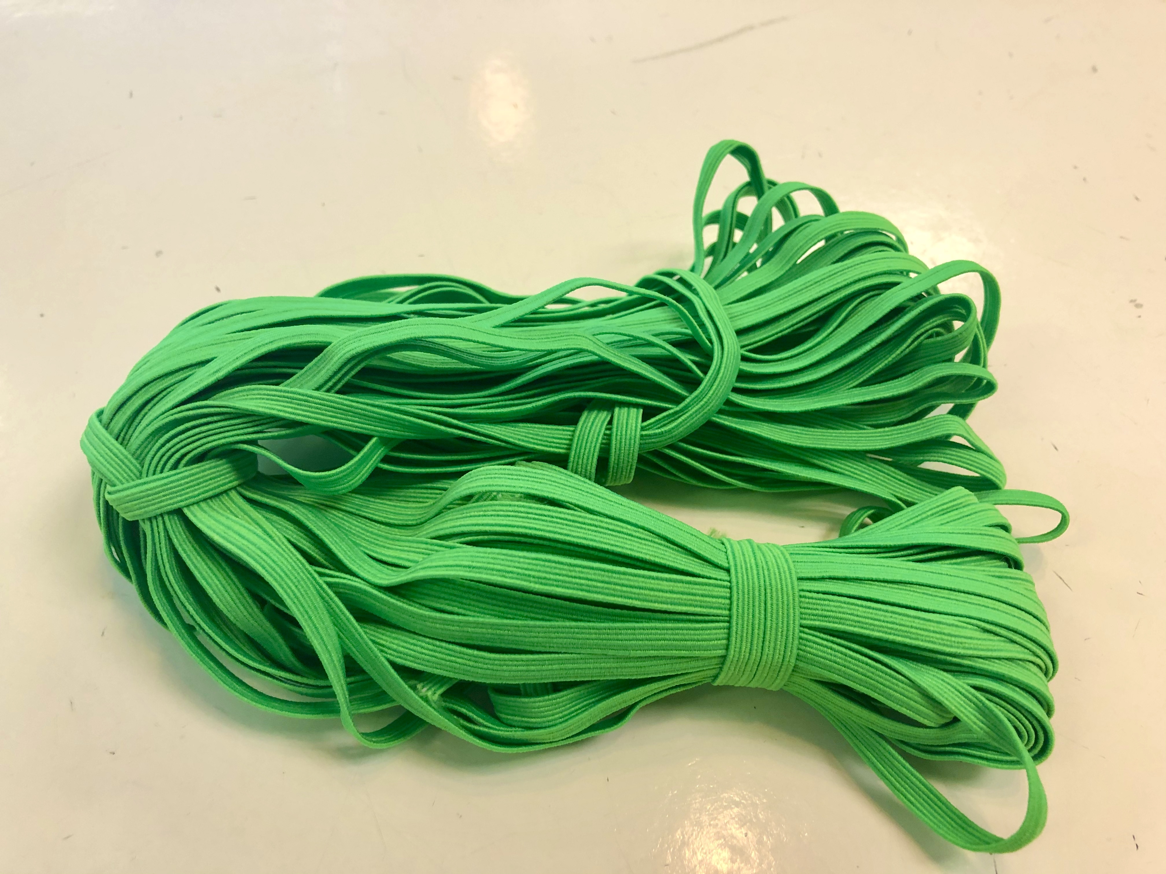 Elastic by the metre - Green - 1/4” wide 56146