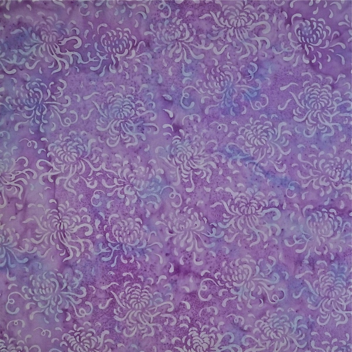Lavender Hush - Verona- Batik - 1/2m cut 56205