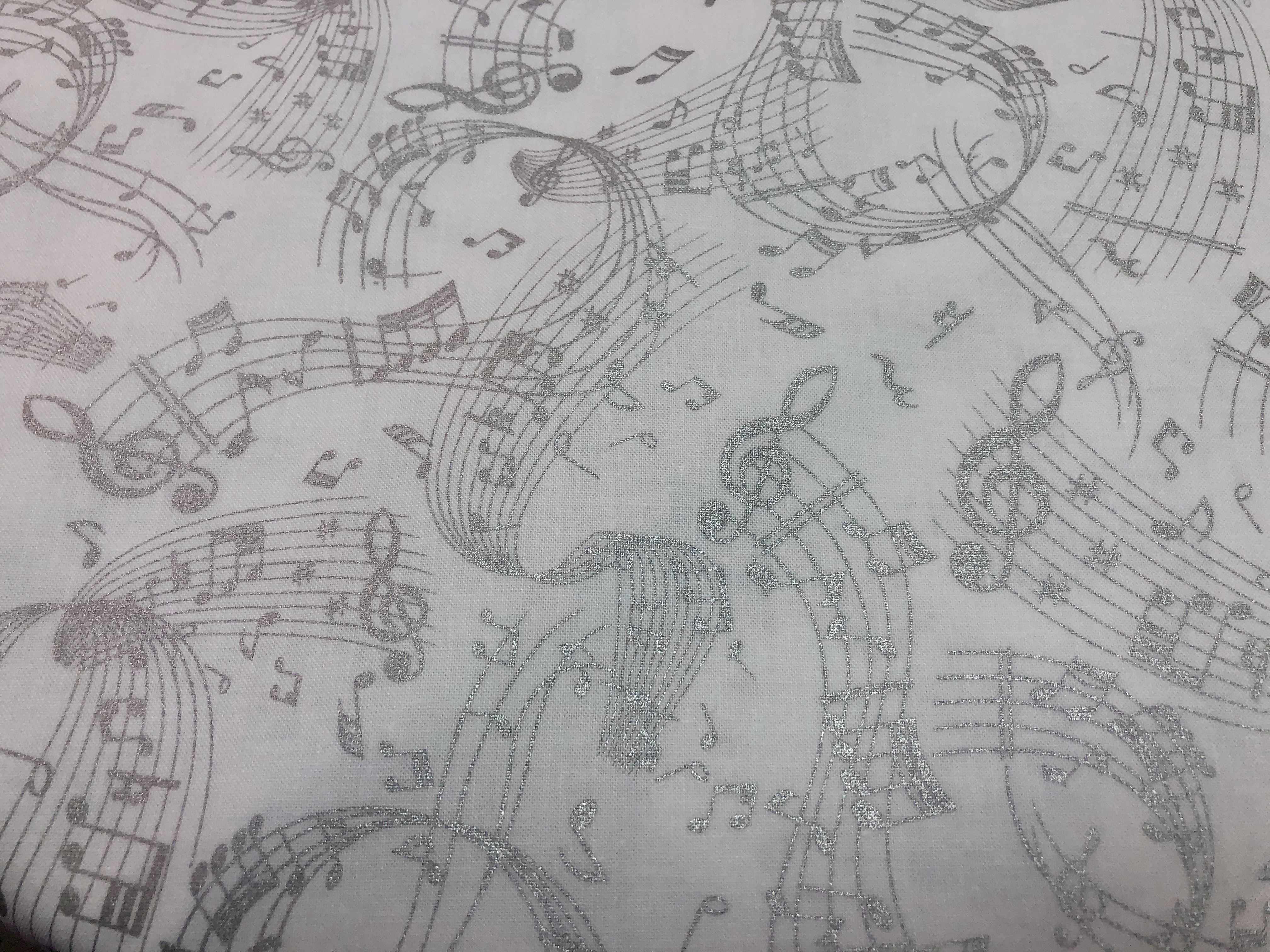 Metallic Music Swirl - Kanvas - 1/2m cut 56389