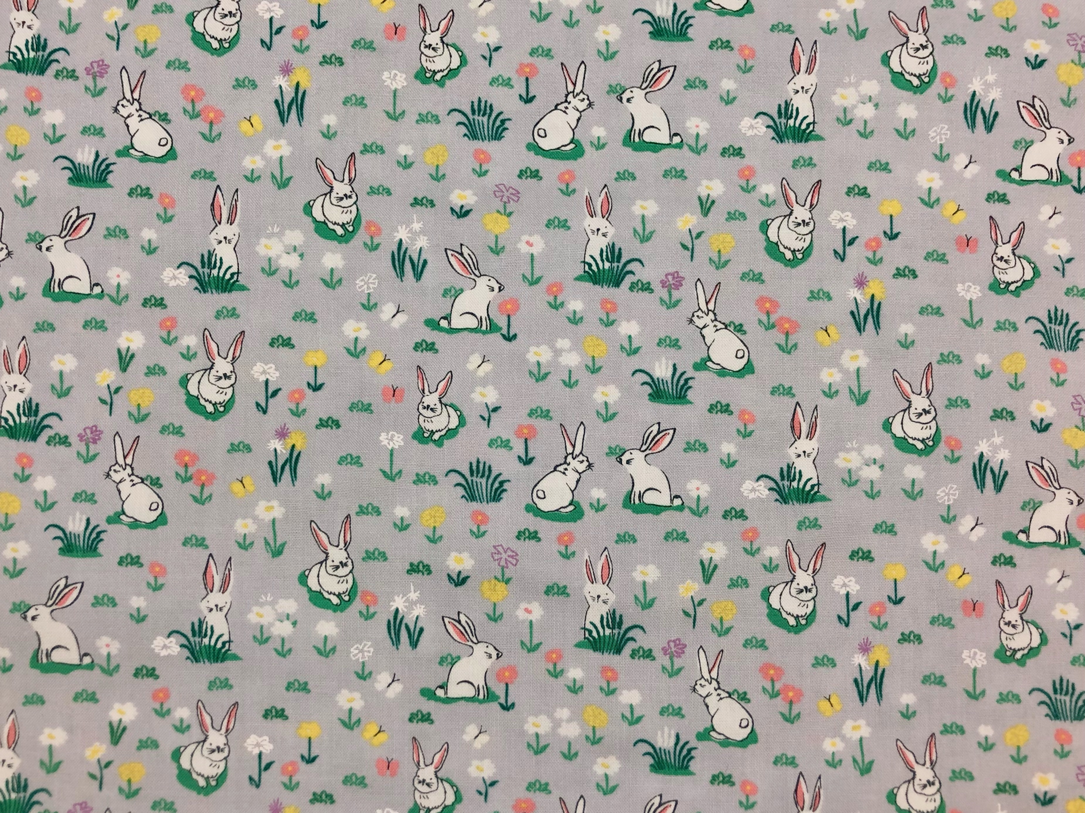 Vintage Bunnies - 1/2m cut 57058