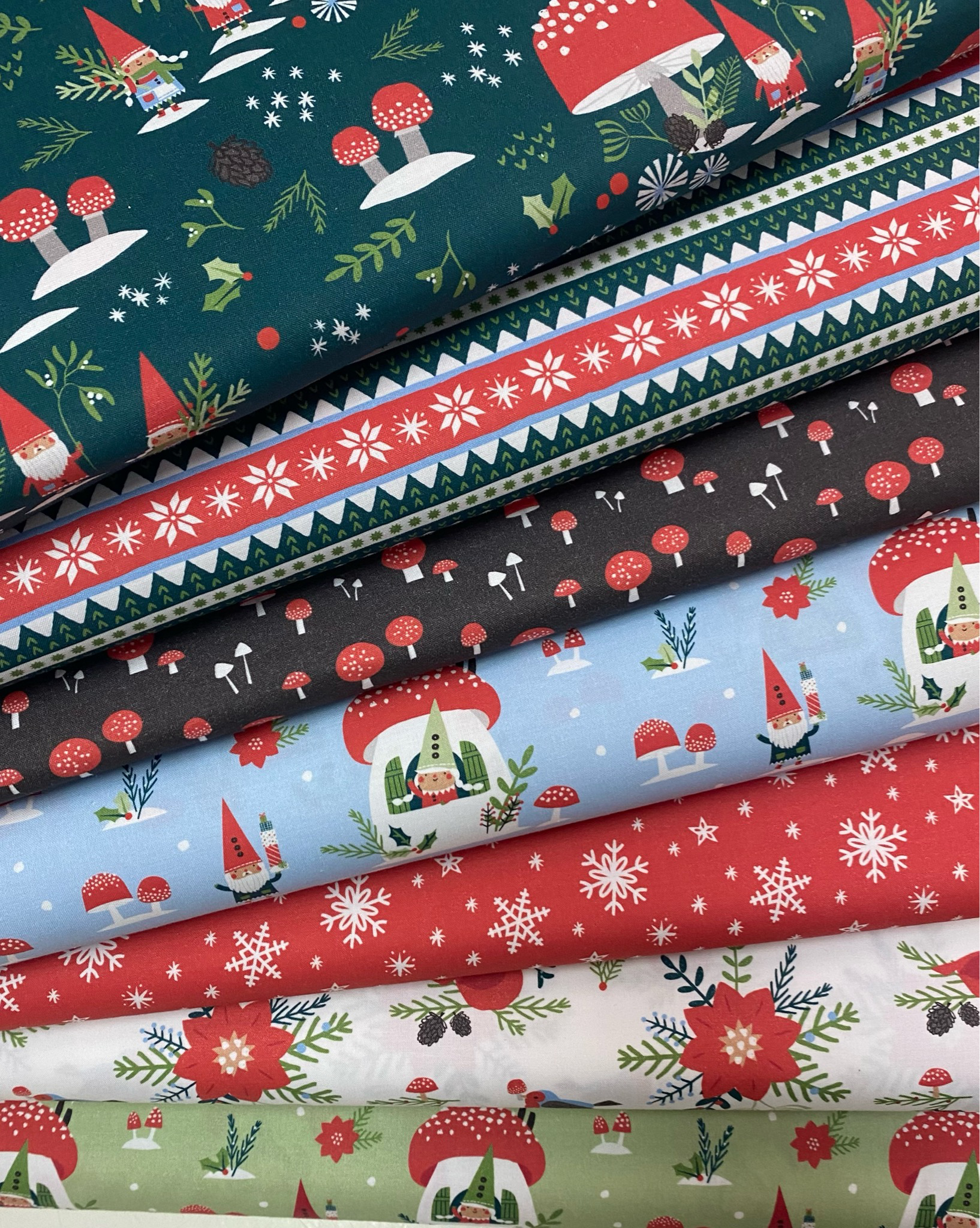 Gnome Noel - Fat Quarter Bundle