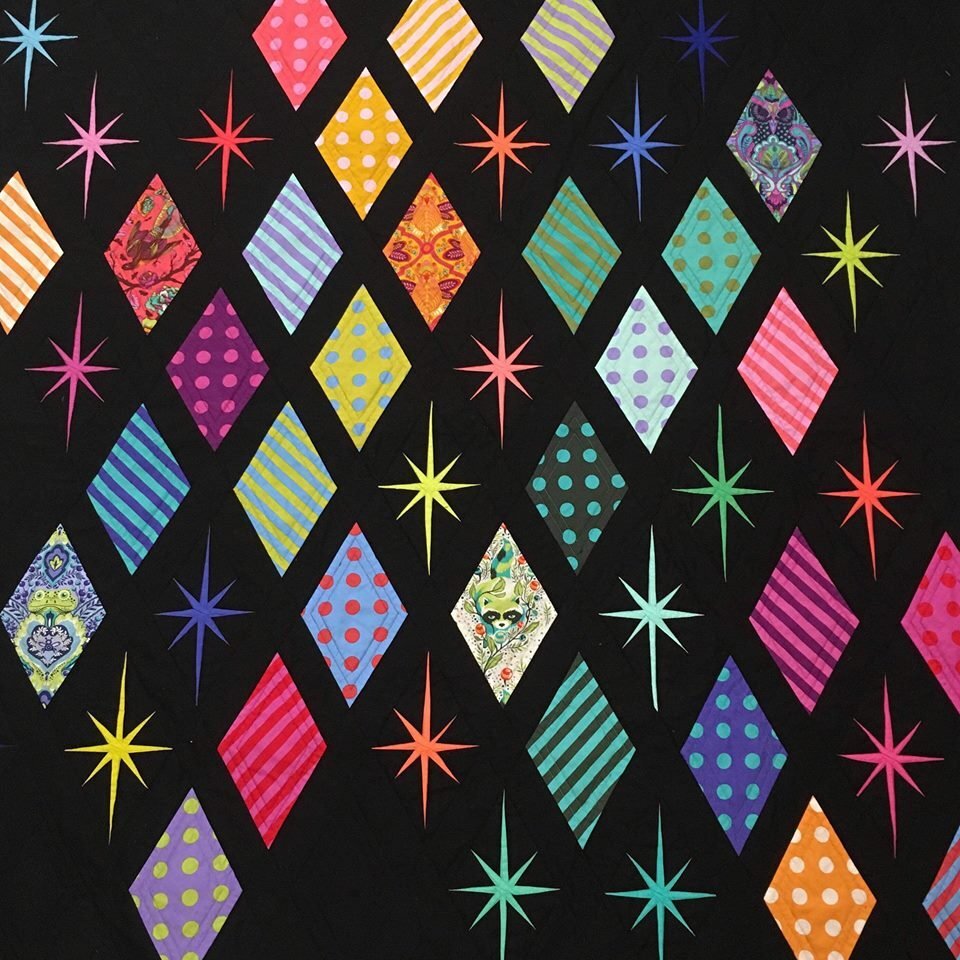 Atomic Starburst - Paper Piecing - Intermediate Level - Winter 2022