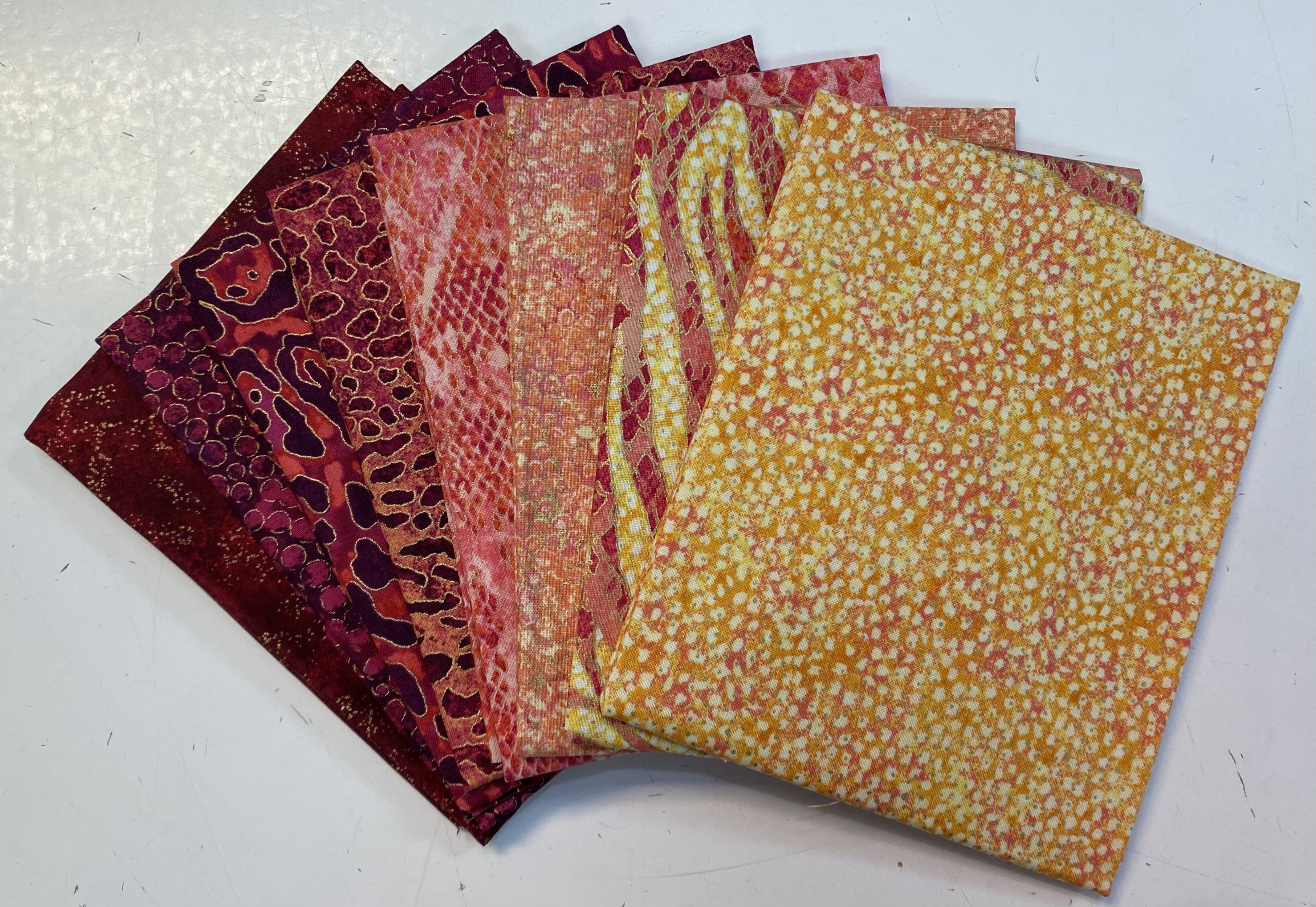Wild Thing Fat Quarter Bundle - Yellow/Red 59047