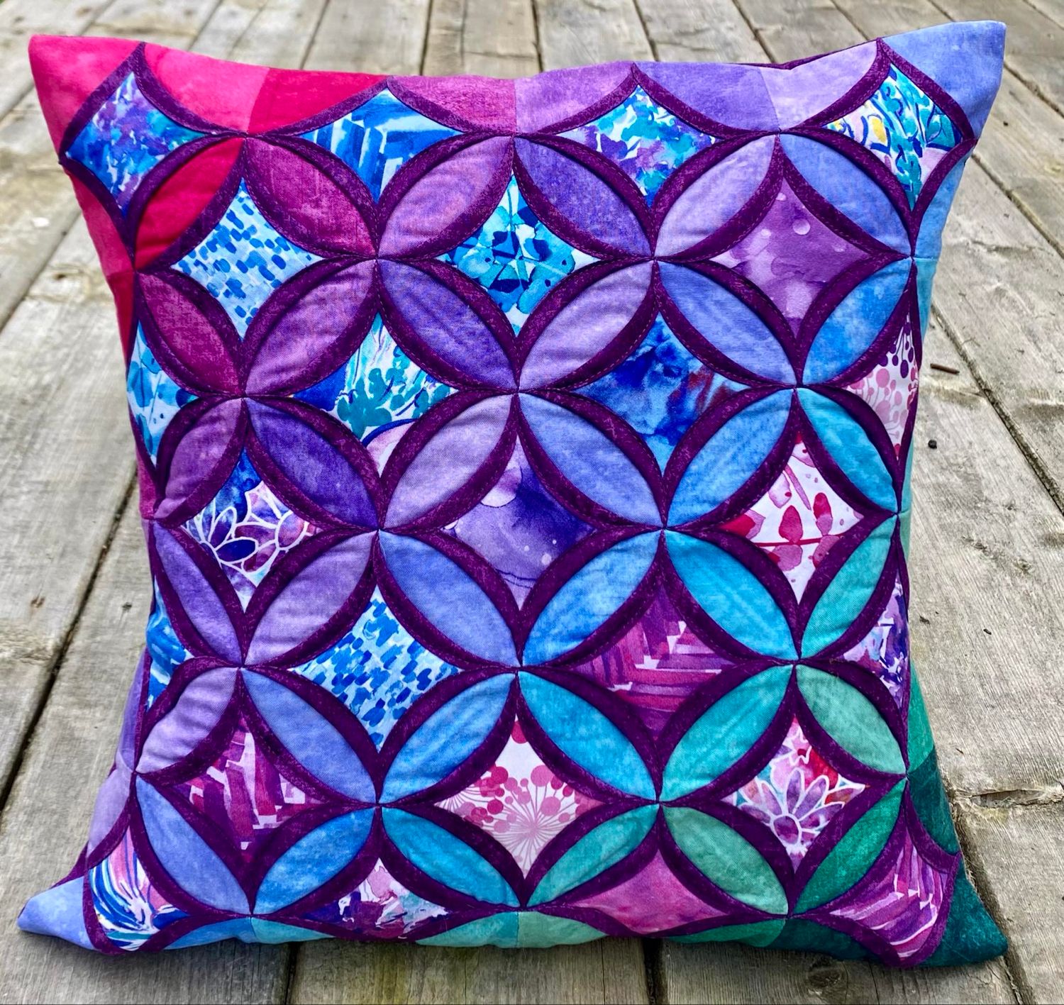 Cathedral Windows Pillow or Table Runner Class