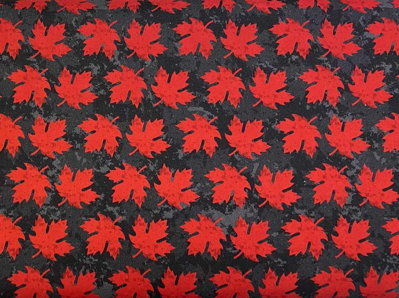 O&#39; Canada - Maple Leaf on Black - 1/2m cut