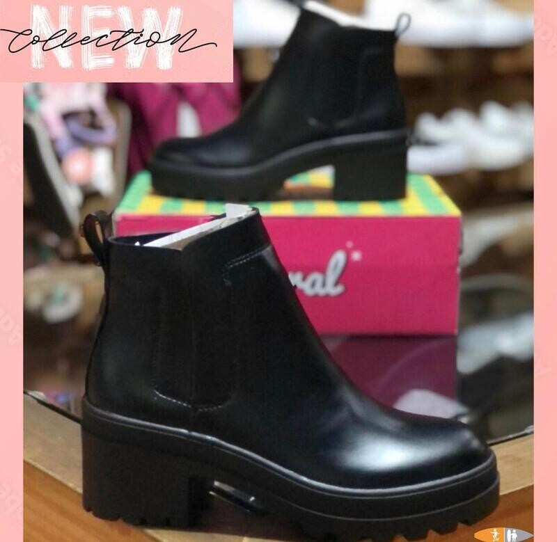 BOTAS CORAL MILAN BLACK GLOSS