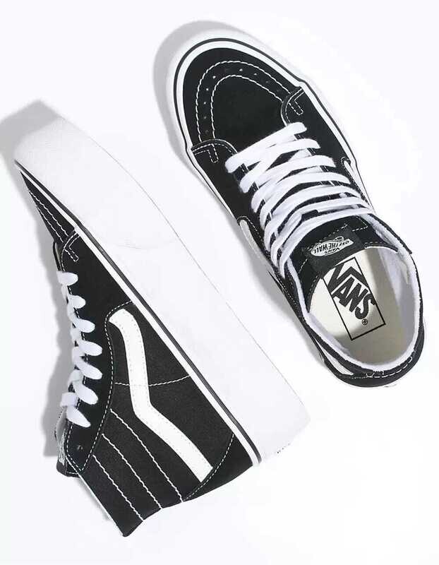 VANS SK8-HI TAPERED STACKFORM Fecha aproximada de entrega de 5 a 15 dias Habiles Contáctanos al 84565544