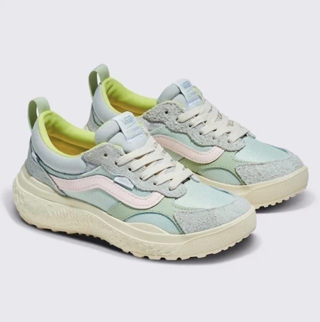 Tenis Vans  Fecha aproximada de entrega de 5 a 15 dias Habiles Contáctanos al 84565544