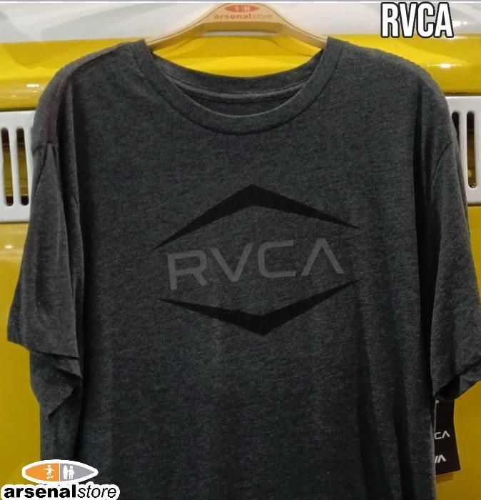 CAMISETA RVCA M641D01R GRIS RVCA BLANCO