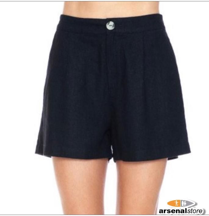 SHORT BLACK SHORT BLACK