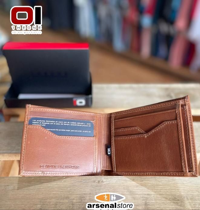 BILLETERA THE ONE 303 CAMEL OPACO