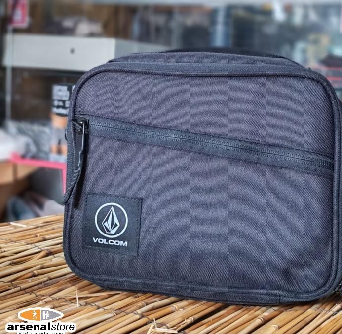 LONCHERA VOLCOM VMXX07NYE7 BLK LONCHERA VOLCOM VMXX07NYE7 BLK