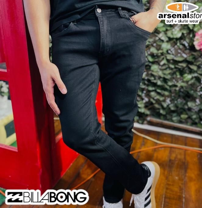 PANTALON BILLABONG NEGRO 1973 PANTALON BILLABONG NEGRO 1973