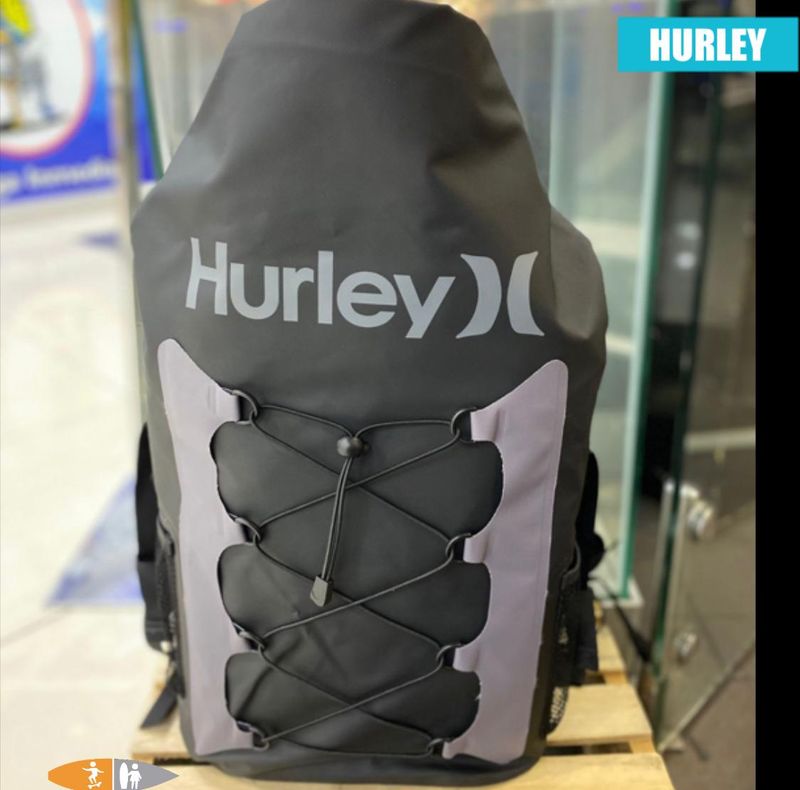 DRY BAG HURLEY 30L VARIOS NEGRO CON GRIS 74 DRY BAG HURLEY 30L VARIOS NEGRO CON GRIS 74