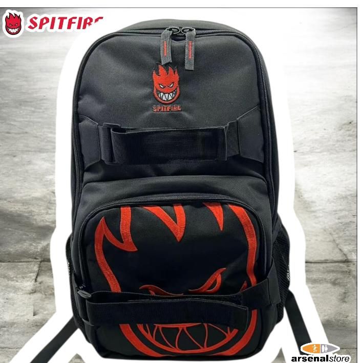 SALVEQUE SPITFIRE NEGRO LOGO GRANDE ROJO