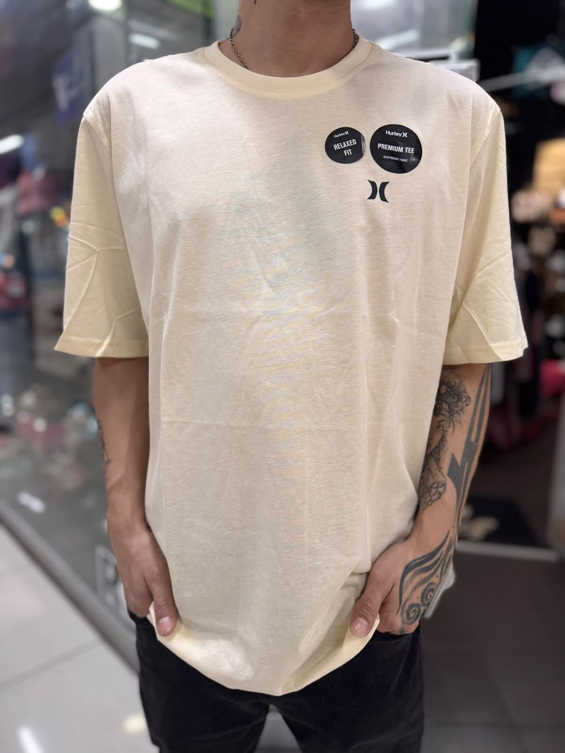 CAMISETA HURLEY T51114-103 BEIGE