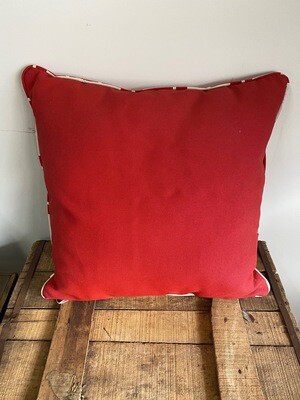 Outdoor scatter cushion