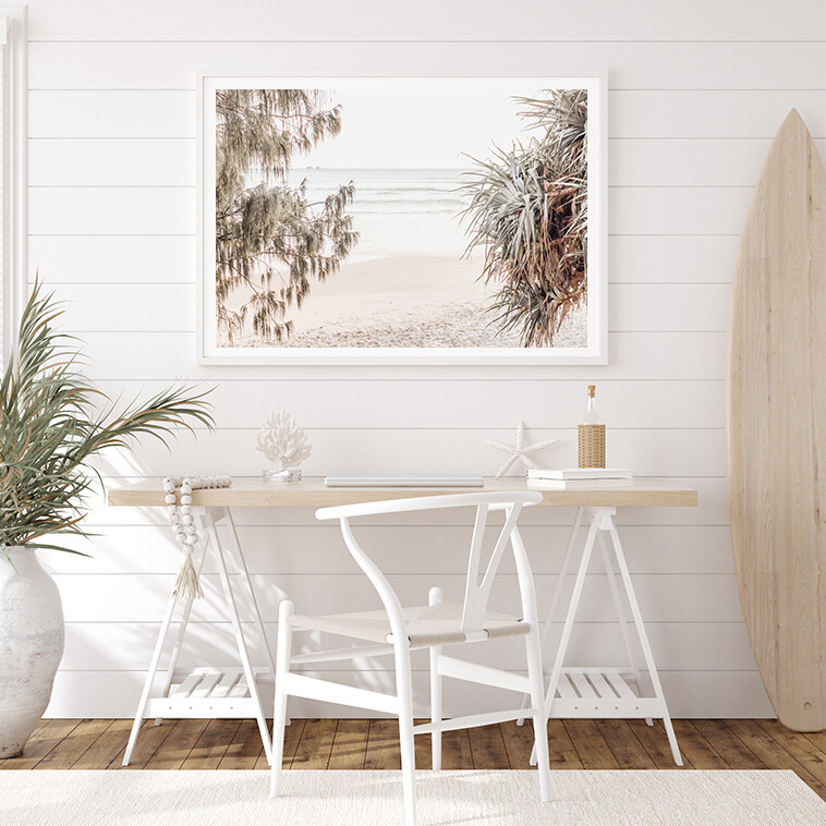 white frame/white border