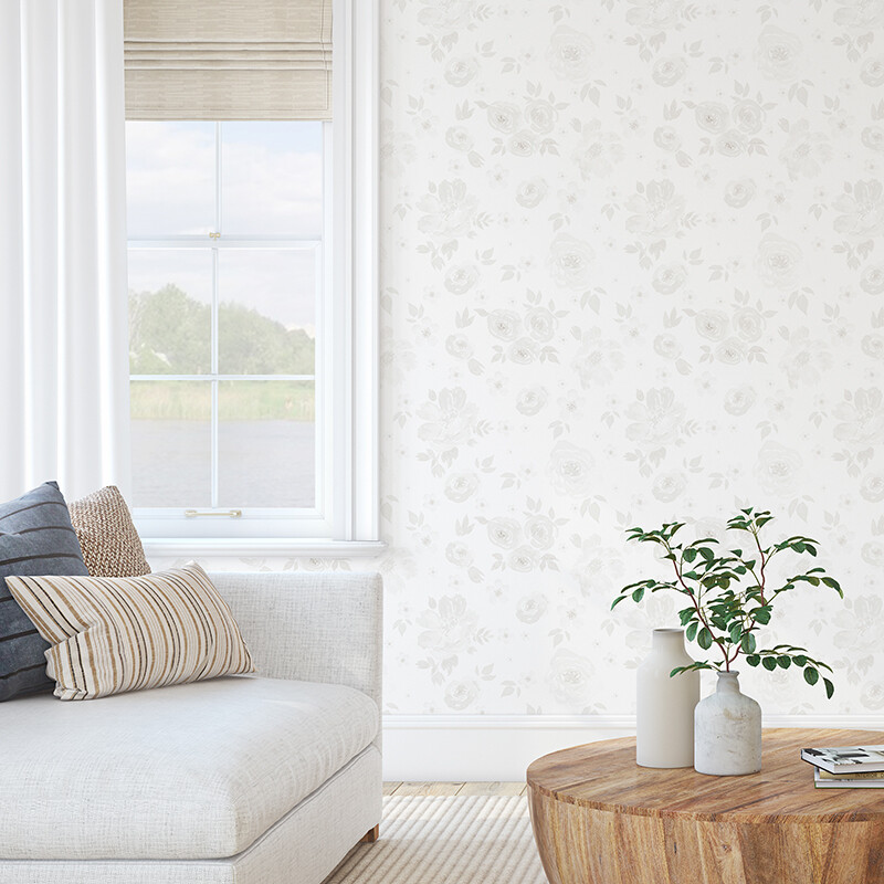 Lilly Removable Wallpaper