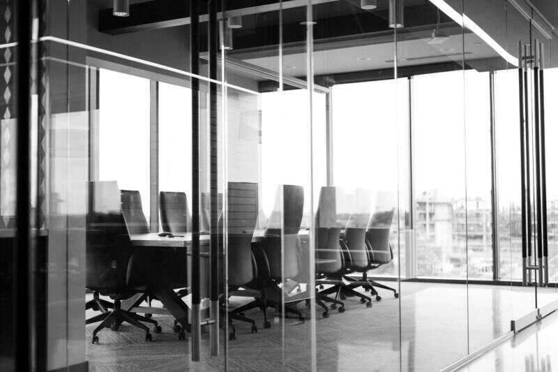 +540 Equipamiento Oficina | Office Equipment