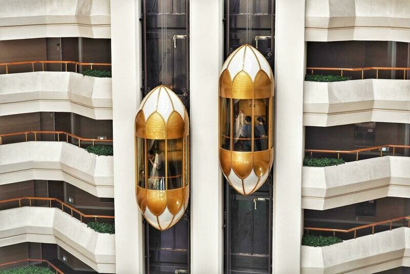 Ascensores - Elevators