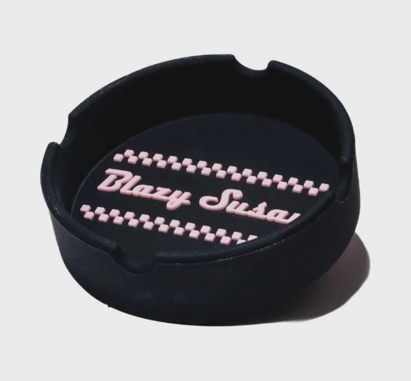 Blazy Susan Silicone Ashtray - Black