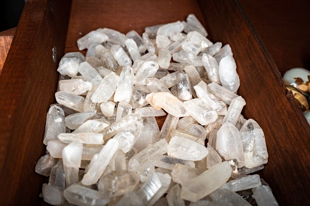 Rough clear quartz