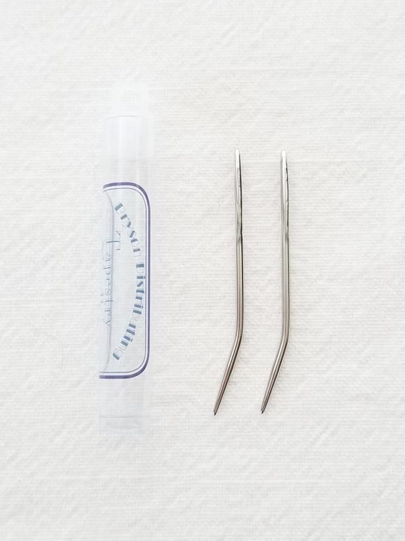 Tapestry Needle Set of 2 - Curved Tip